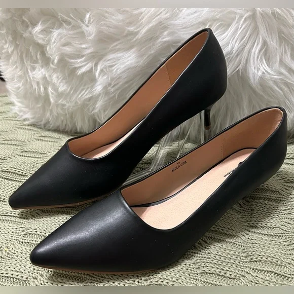 NWT Audrey Collection Black Pointed Toe Heels Size 13 - Picture 3 of 6